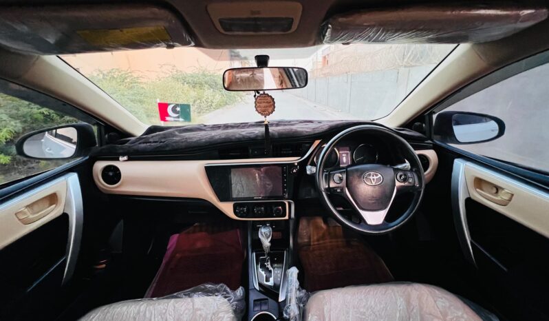 
								New 2018 Toyota Corolla full									