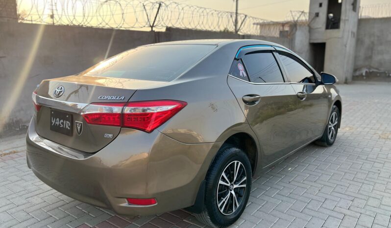 
								Used 2017 Toyota Corolla full									