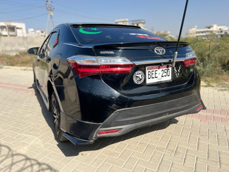 
								Used 2015 Toyota Corolla full									