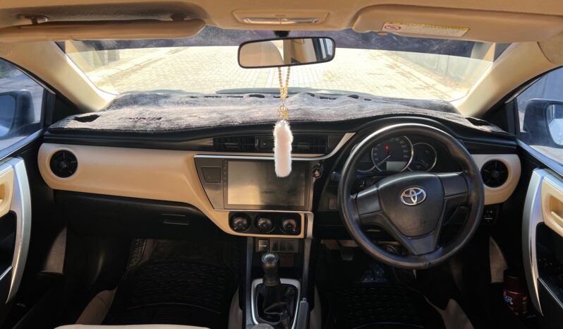 
								Used 2020 Toyota Corolla full									