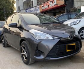 Used 2017 Toyota vitz