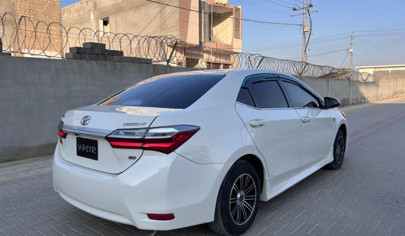 
								Used 2015 Toyota Corolla full									