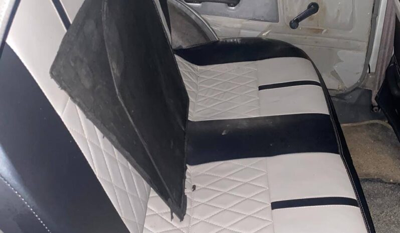 
								Used 2006 Suzuki Mehran full									