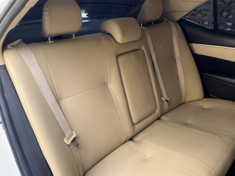 
								Used 2022 Toyota Corolla full									