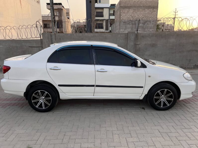 
								Used 2005 Toyota Corolla full									
