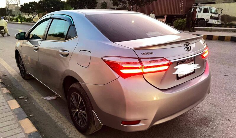 
								Used 2018 Toyota Corolla full									