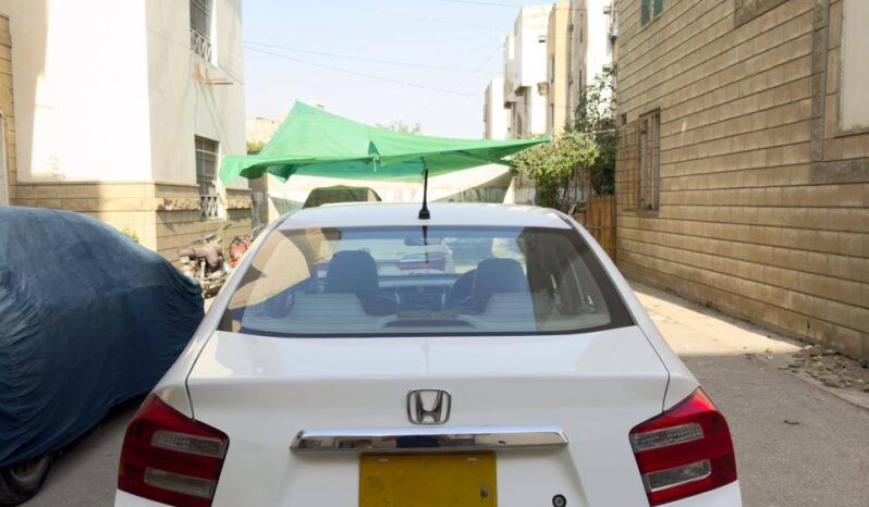 
								Used 2015 Honda City full									