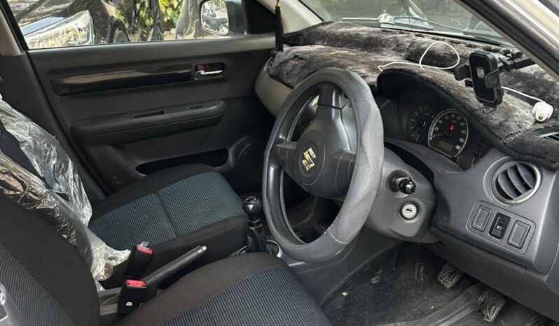 
								Used 2016 Suzuki Swift full									