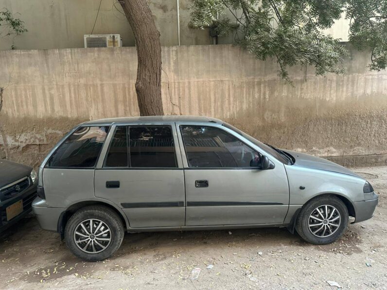 
								Used 2013 Suzuki Cultus full									