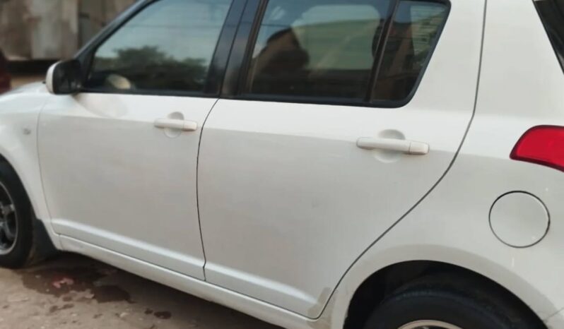 
								Used 2014 Suzuki Swift full									