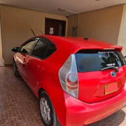 Used 2013 Toyota aqua