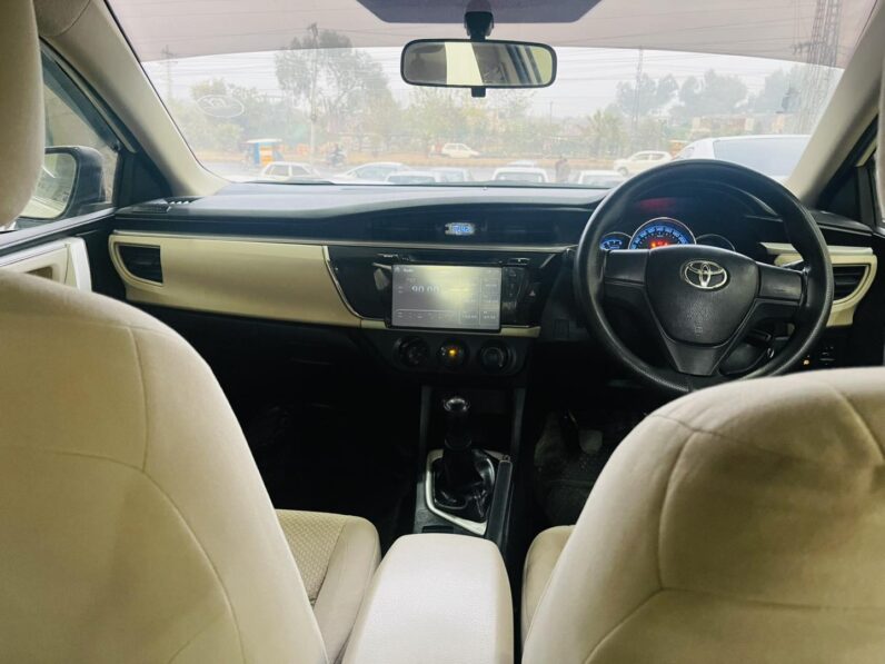 
								Used 2016 Toyota Corolla full									