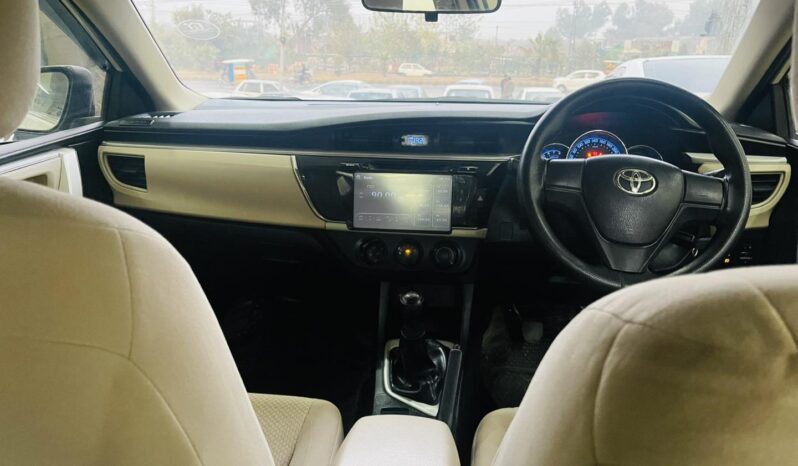 
								Used 2016 Toyota Corolla full									