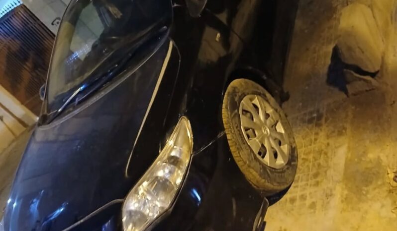 
								Used 2011 Toyota Corolla full									