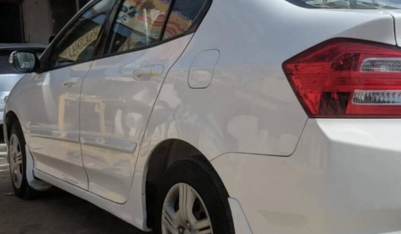 
								Used 2013 Honda City full									
