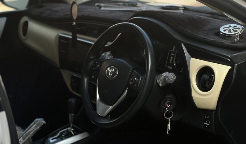 
								Used 2021 Toyota Corolla full									