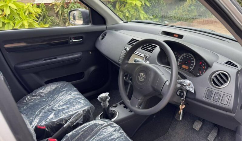 
								Used 2021 Suzuki Swift full									