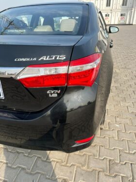 Used 2015 Toyota altis