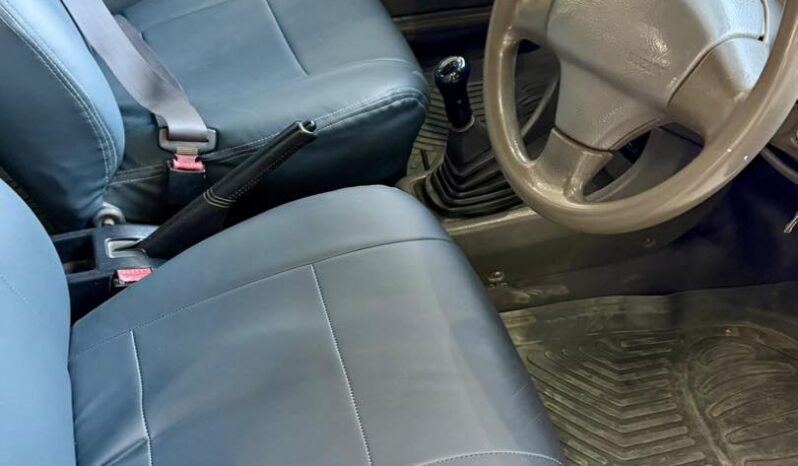 
								Used 2002 Suzuki Cultus full									