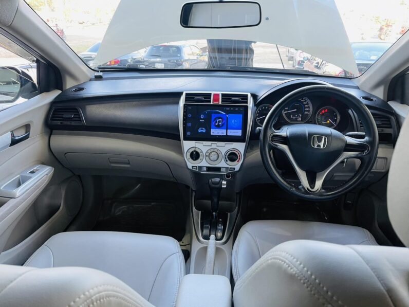 
								Used 2014 Honda City full									