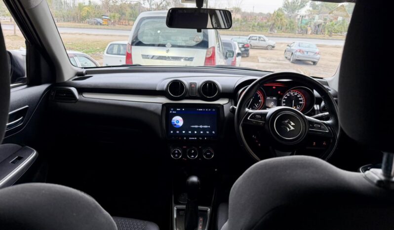 
								Used 2023 Suzuki Swift full									