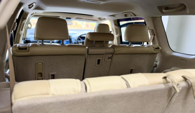 
								Used 2011 Toyota Prado full									