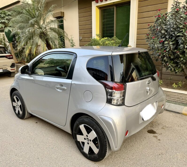 
								Used 2013 Toyota IQ full									
