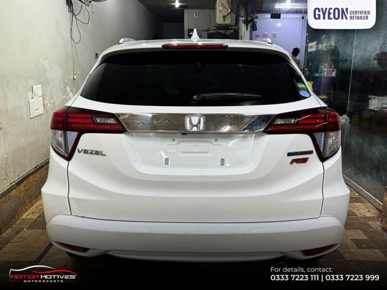 
								Used 2016 Honda vezel full									
