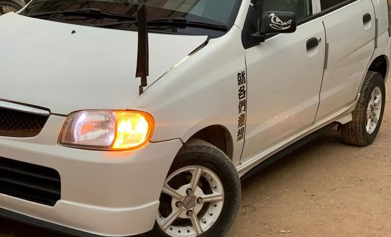 
								Used 2011 Toyota Alto full									