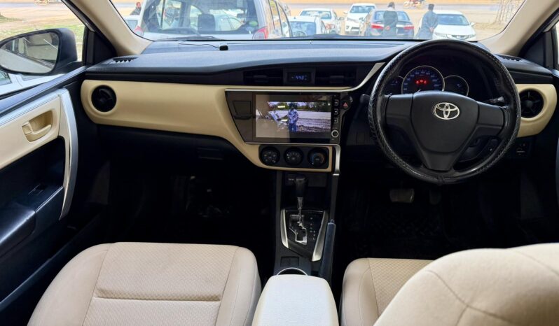
								Used 2018 Toyota Corolla full									
