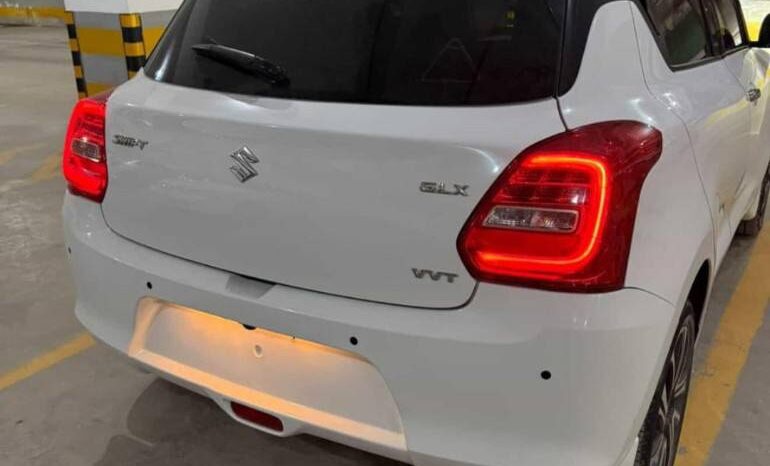 
								Used 2024 Suzuki Swift full									