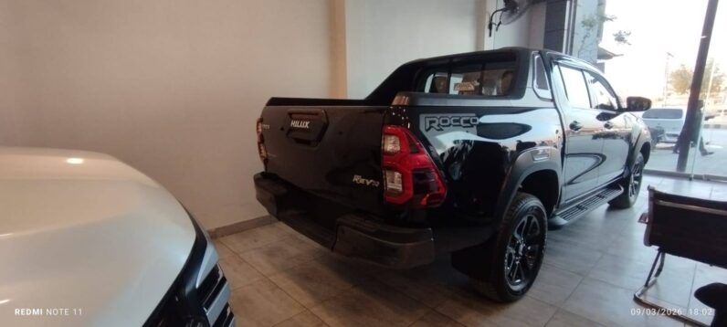 
								Used 2023 Toyota Hilux full									