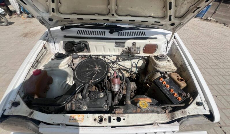
								Used 2010 Suzuki Mehran full									