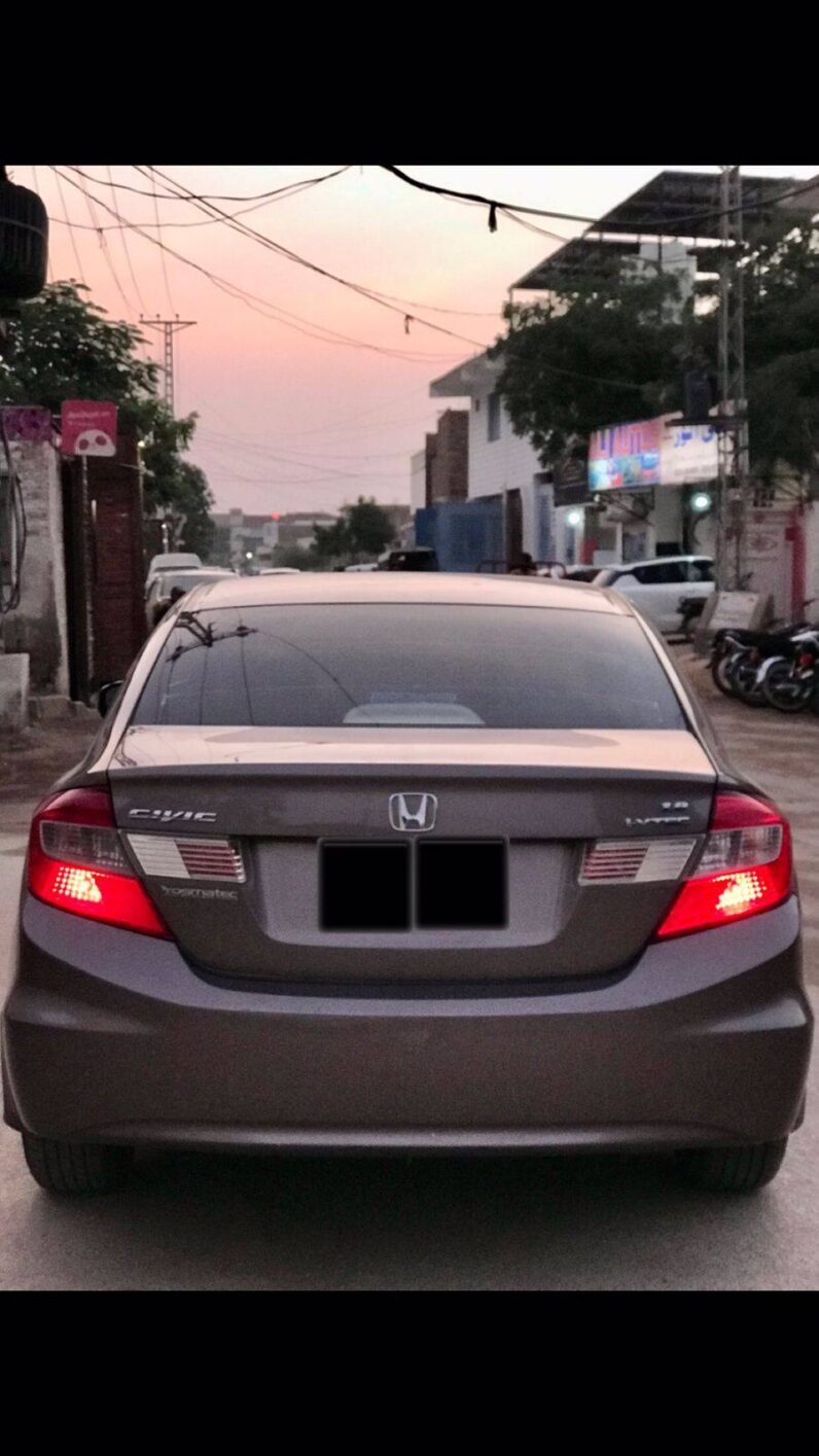 
								Used 2016 Honda Civic full									