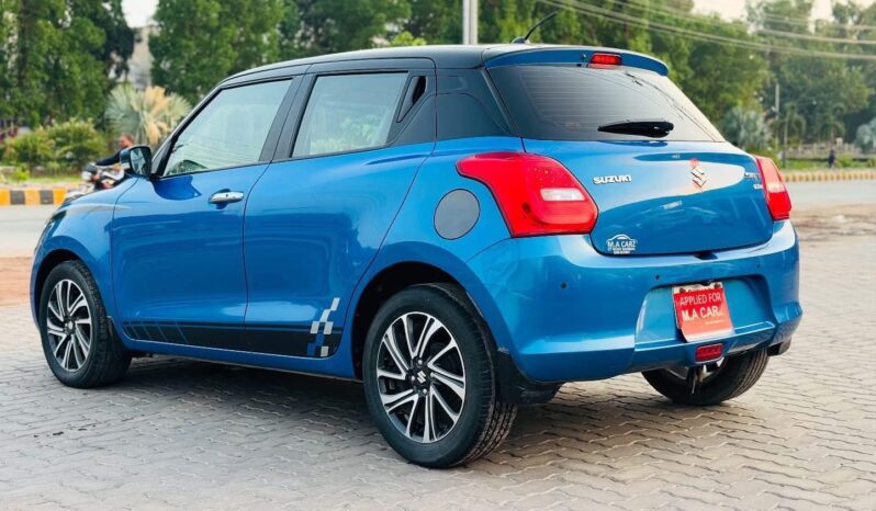 
								Used 2022 Suzuki Swift full									