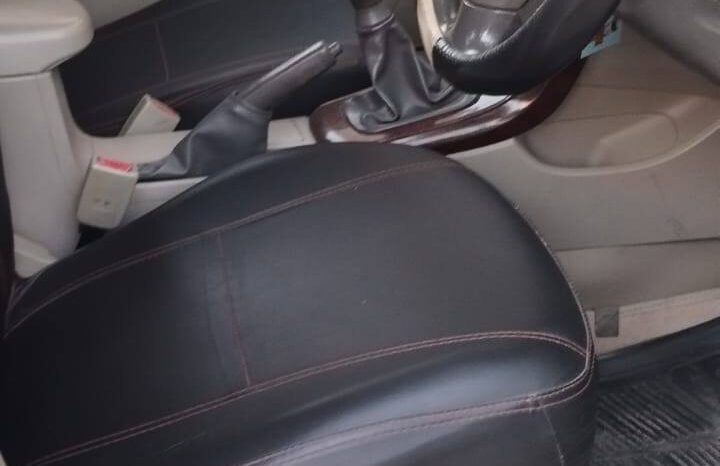 
								Used 2010 Toyota Corolla full									