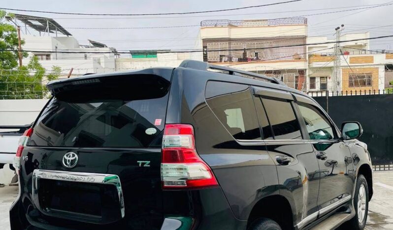 
								Used 2011 Toyota Prado full									