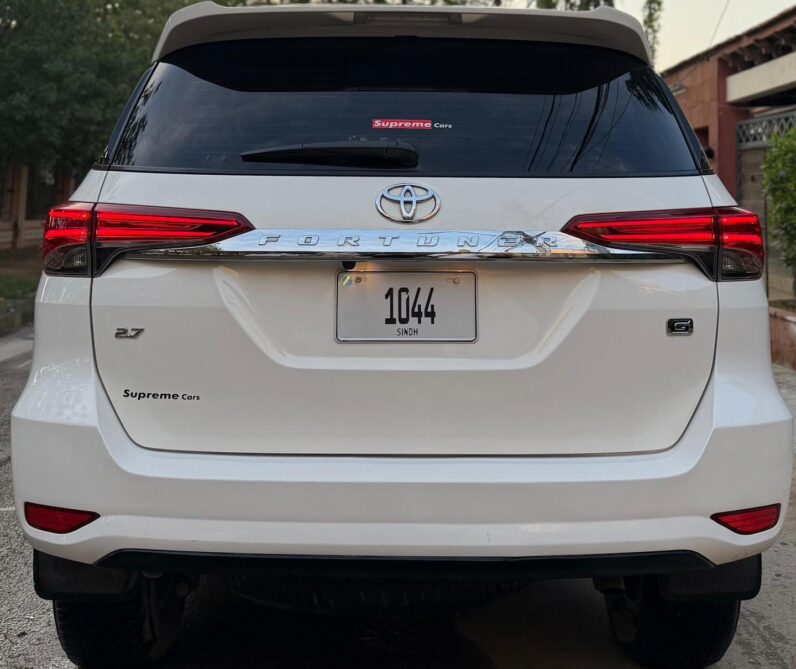 
								Used 2022 Toyota Fortuner full									