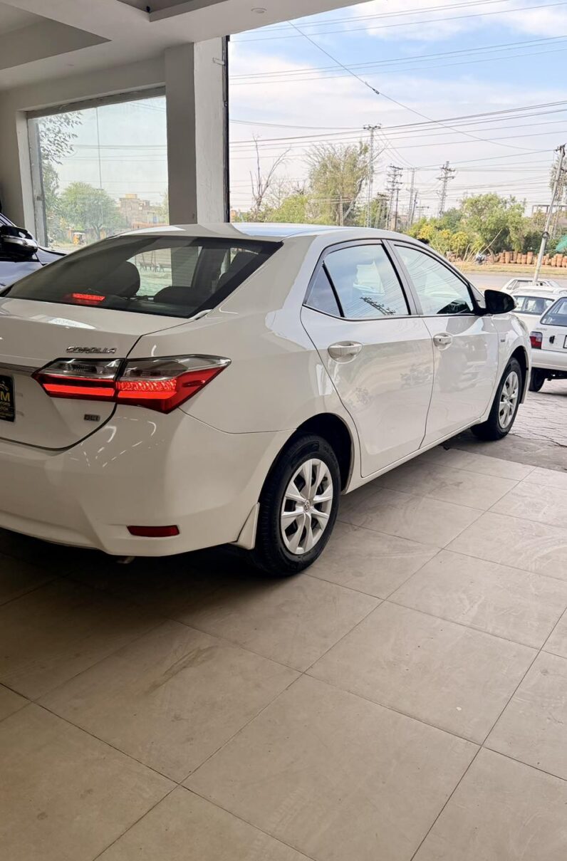 
								Used 2020 Toyota Corolla full									