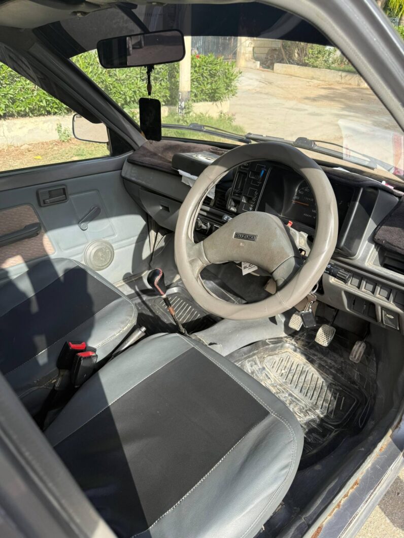 
								Used 2017 Suzuki Mehran full									