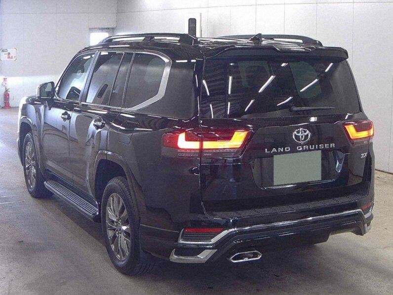 
								Used 2023 Toyota Land Cruiser full									