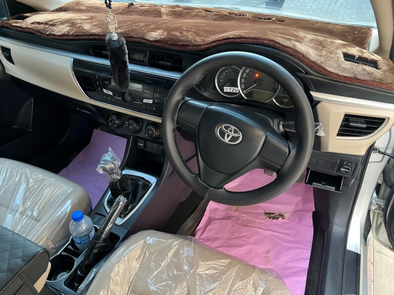
								New 2017 Toyota Corolla full									
