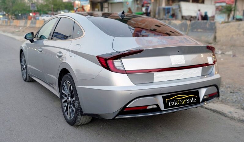 
								Used 2022 Hyundai Sonata full									