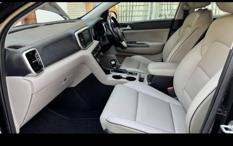 
								Used 2021 Kia Sportage full									