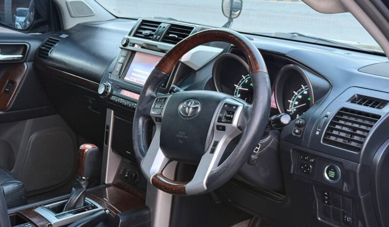 
								Used 2011 Toyota Prado full									