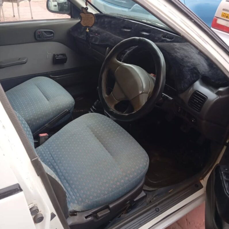 
								Used 2005 Suzuki Cultus full									
