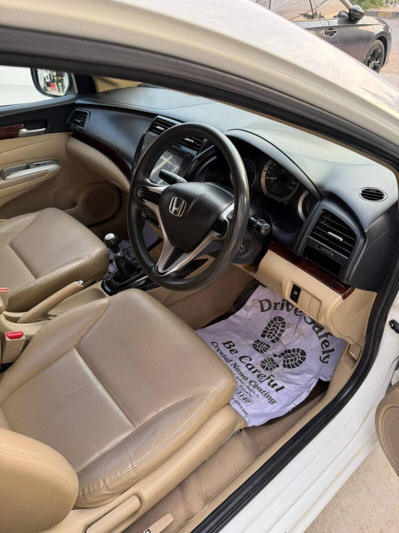 
								Used 2019 Honda City full									