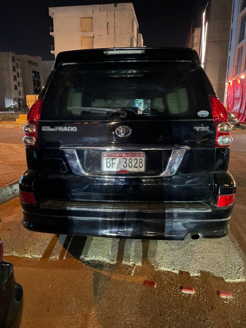 
								Used 2013 Toyota Prado full									