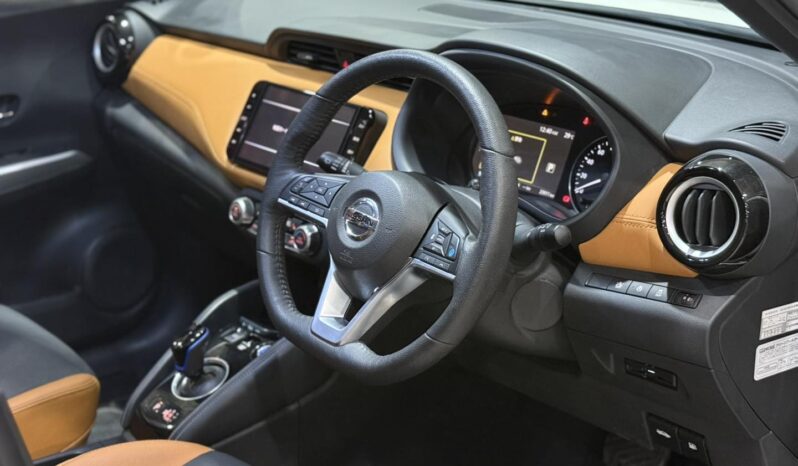 
								fresh import 2020 Nissan Kicks full									