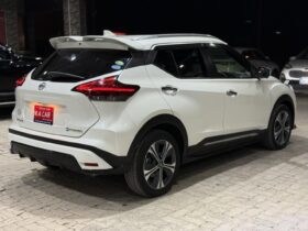 fresh import 2020 Nissan Kicks
